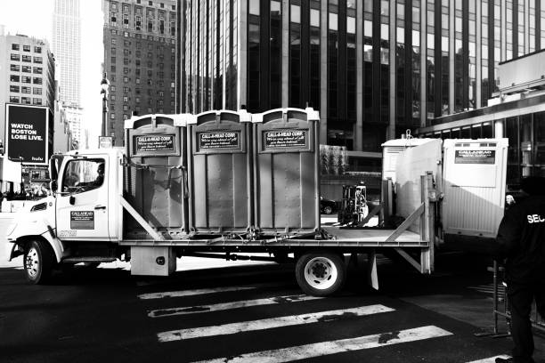 Portable Toilet Options We Offer in Linden, AL